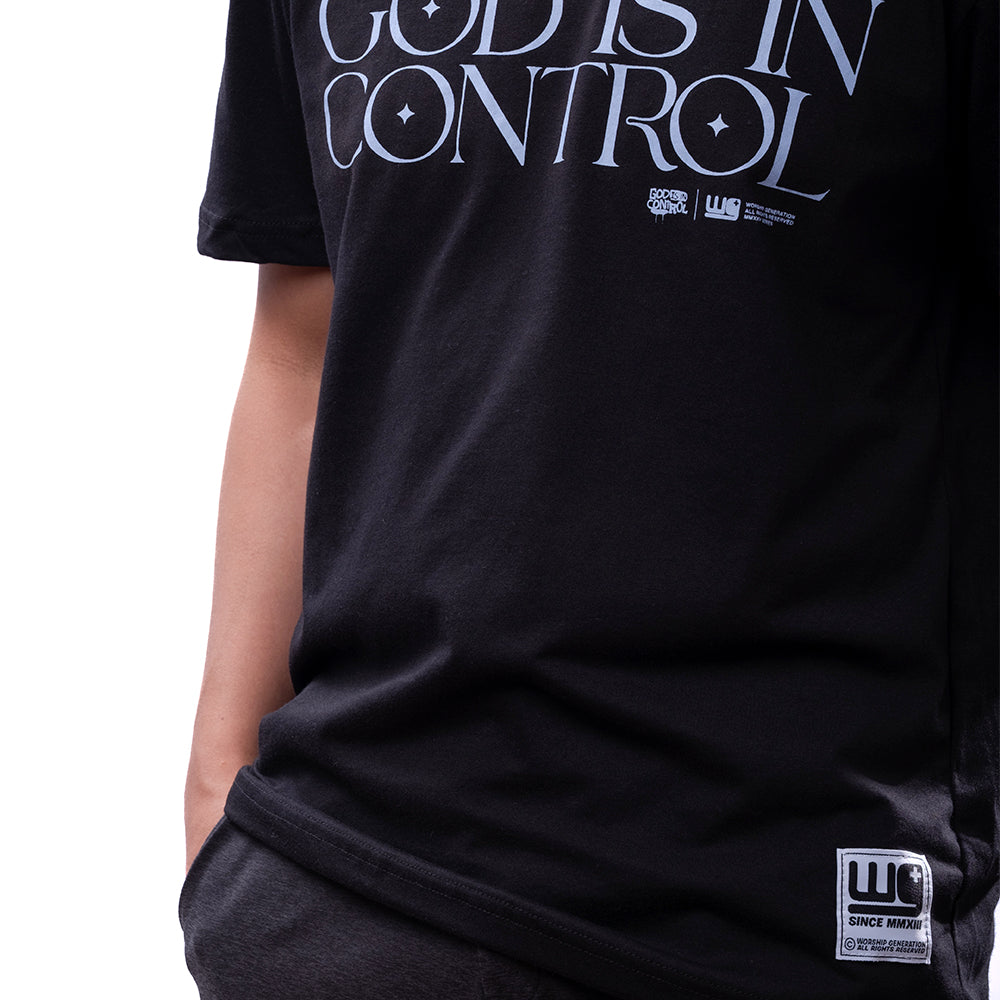 God Is In Control | T-Shirt Black