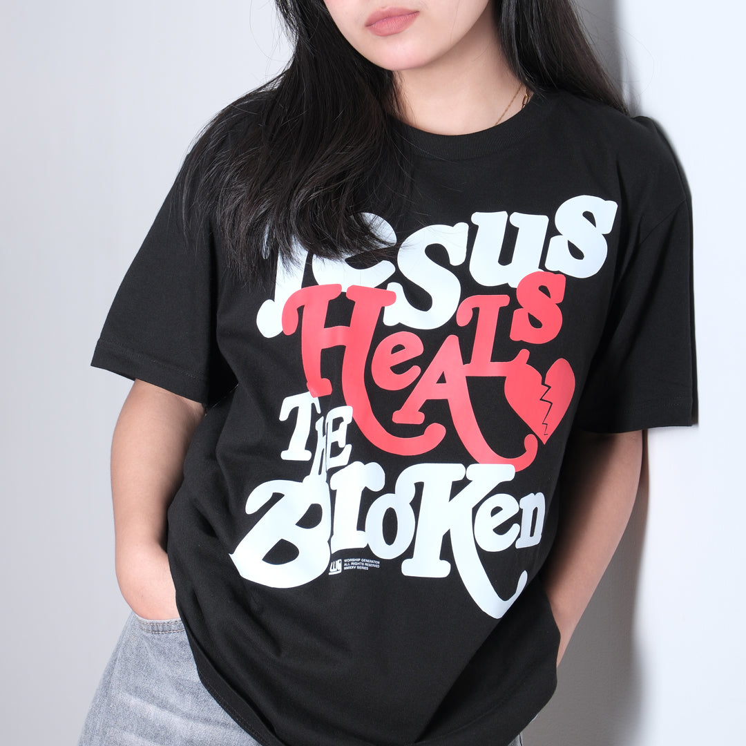 Jesus Heals | Black T-Shirt